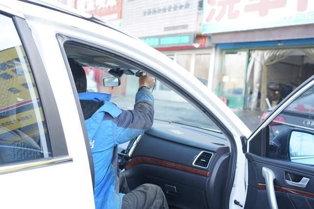 停车监控 远程定位,70迈m500告诉你行车记录仪原来还可以这样玩