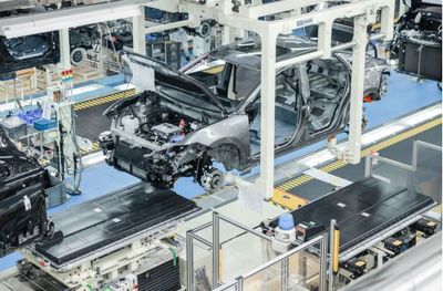 品确官探秘一汽丰田新能源工厂 bZ3正式上市,16.98万元起售,智能监控系统成亮点