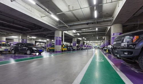 深圳龙华小区20余车被砸事件警示 监控“摆设化”背后的深层治理缺失